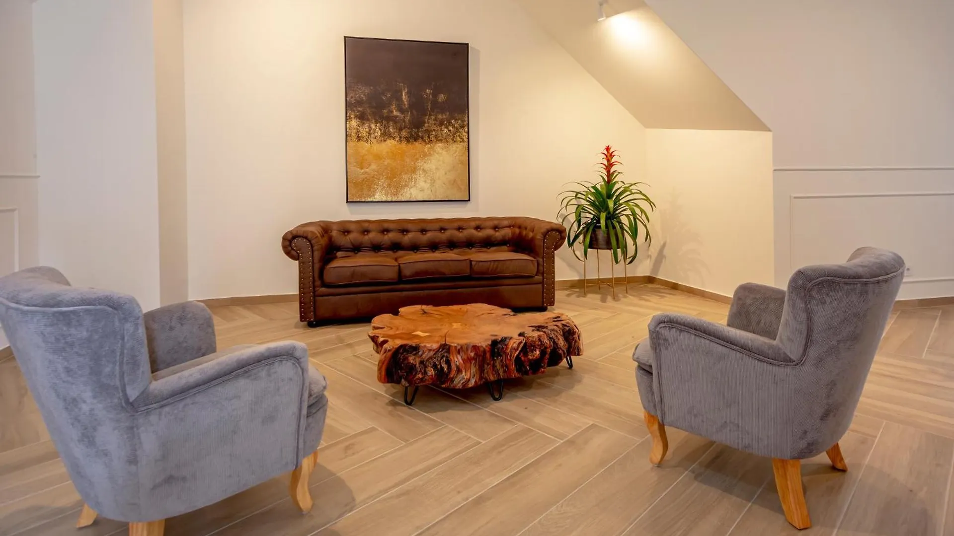 Guest House Jacaranda Faro